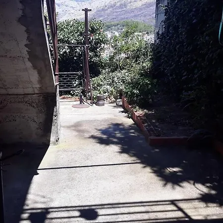 In Podstrana, 5 Km From Split Appartement