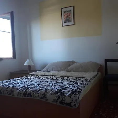 Apartment In Podstrana, 5 Km From Split *